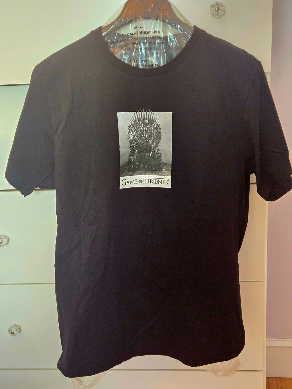 Game of Thrones HBO Official Licensed Product Iron Throne & House Sigils Black T